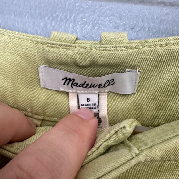 MADEWELL the harlow short in drapey twill in pale lemongrass size 8 - Picture 5 of 7